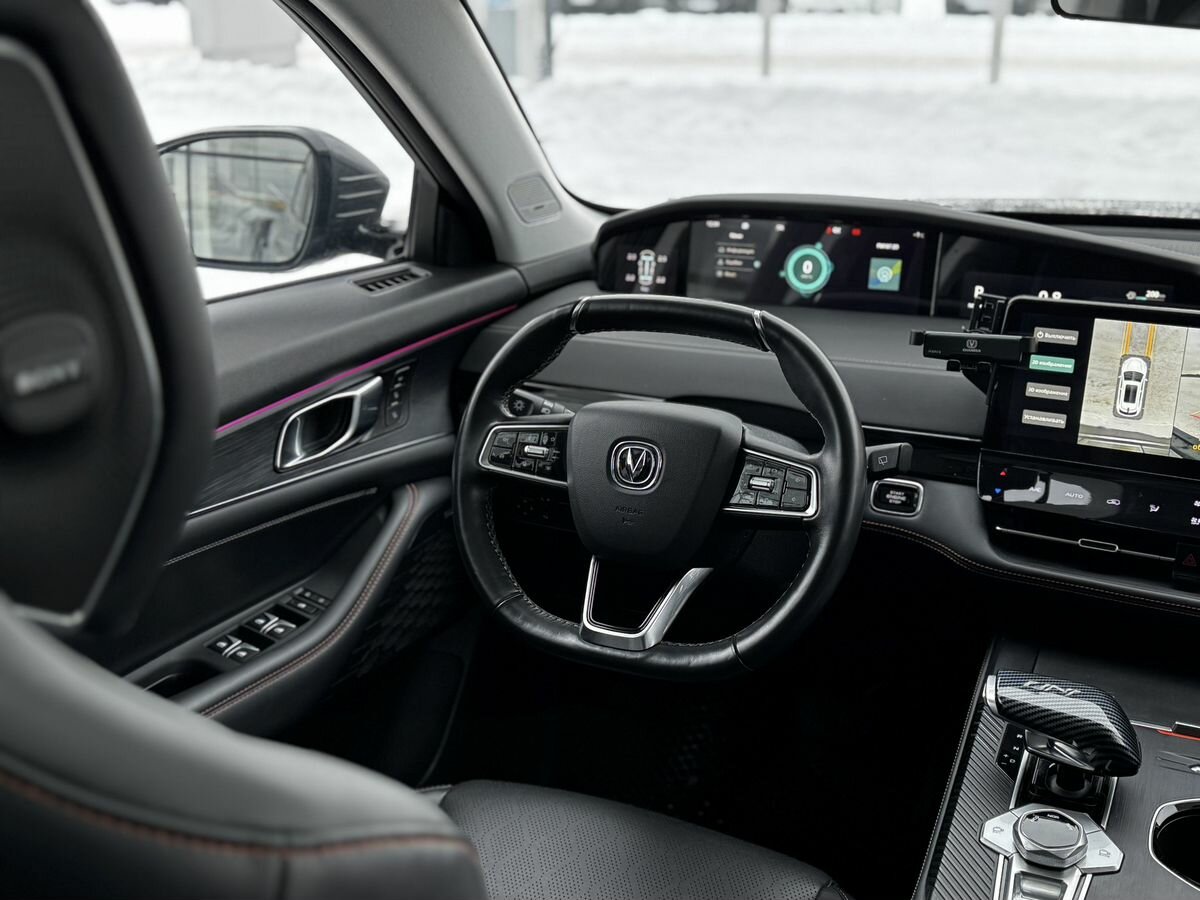 Changan UNI-K с пробегом — 2023 год. Фото: #16