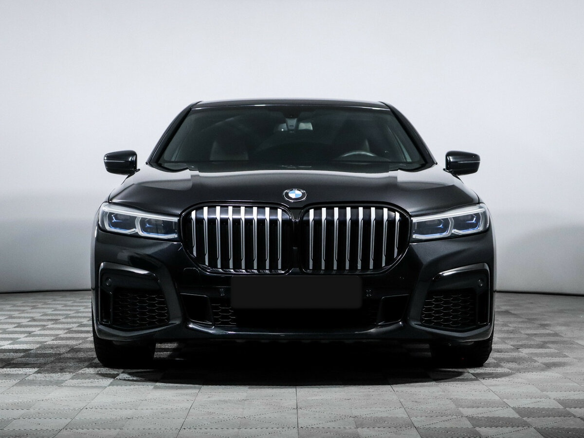 BMW 7 серии с пробегом — 2019 год. Фото: #1