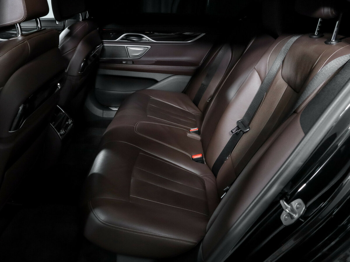 BMW 7 серии с пробегом — 2019 год. Фото: #7