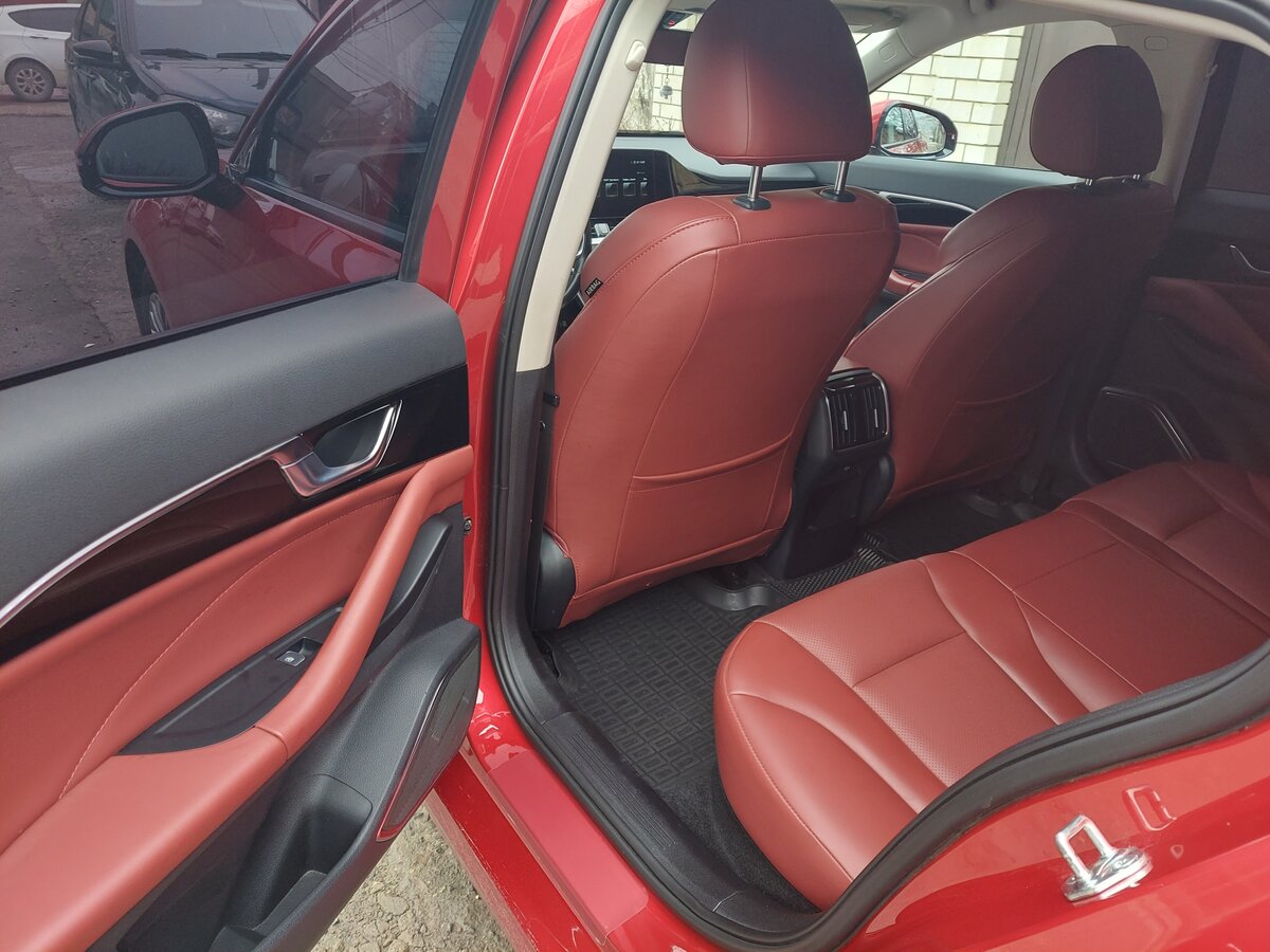 FAW Bestune B70 с пробегом — 2023 год. Фото: #10