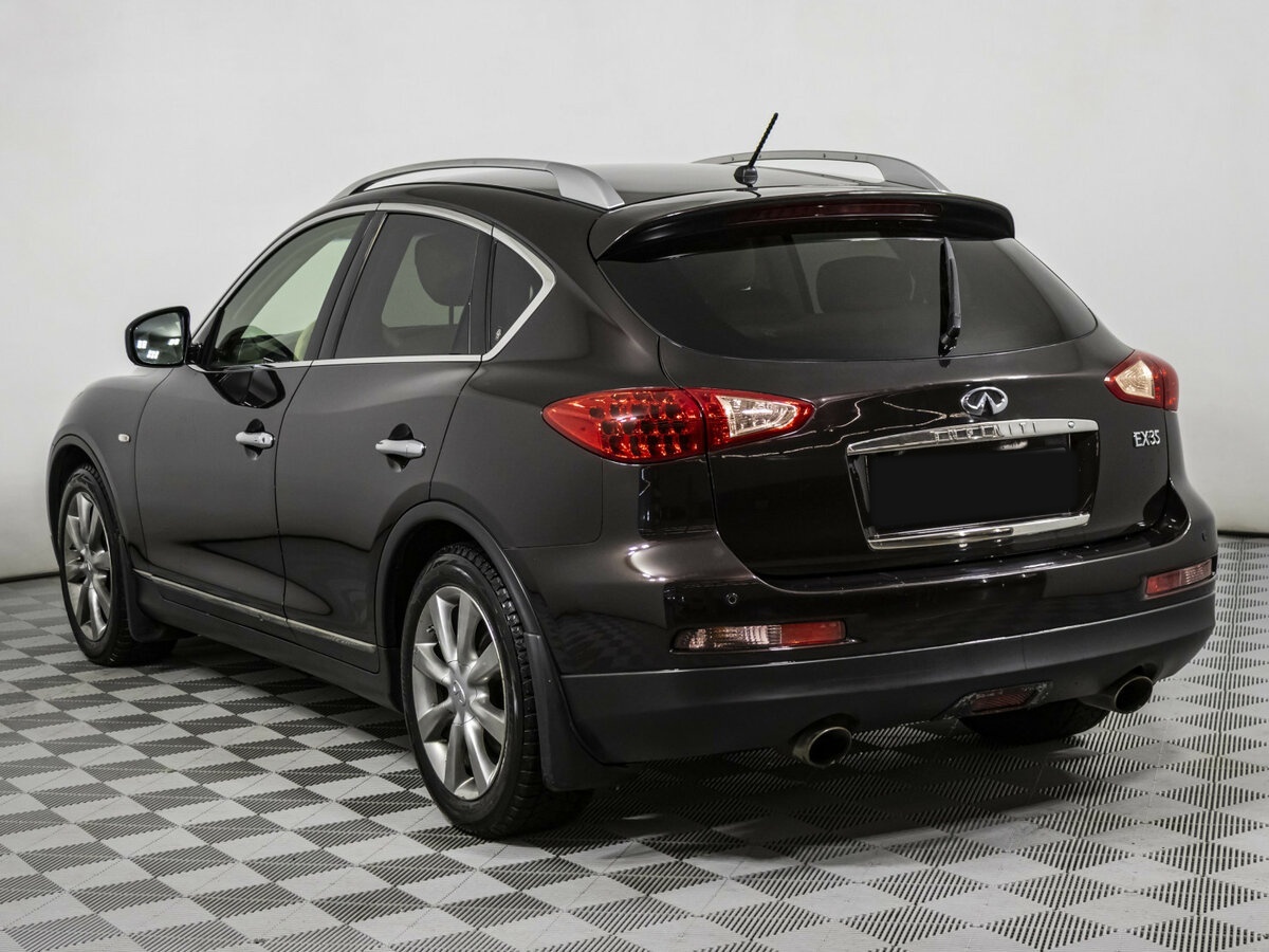 Infiniti EX с пробегом — 2009 год. Фото: #5