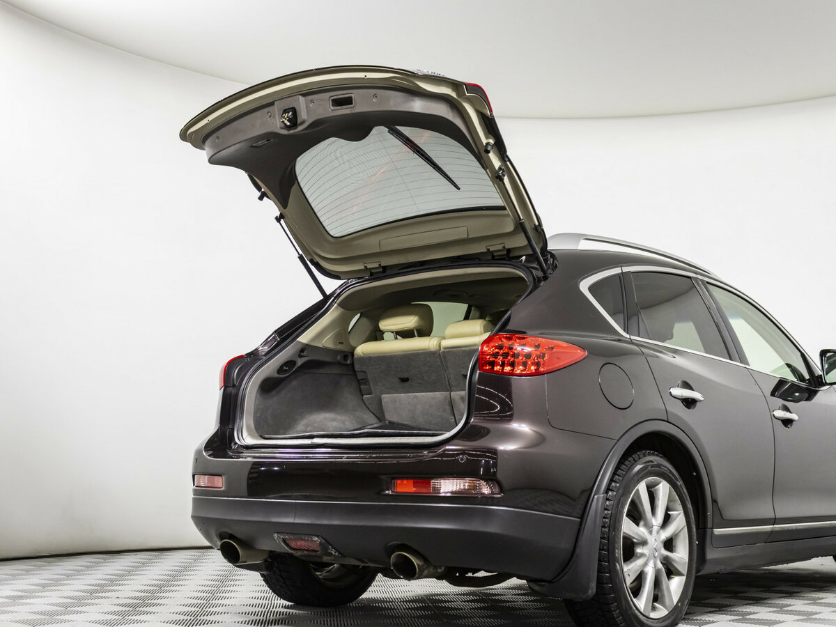 Infiniti EX с пробегом — 2009 год. Фото: #15