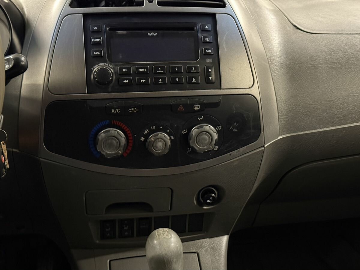 Chery Tiggo (T11) с пробегом — 2006 год. Фото: #7