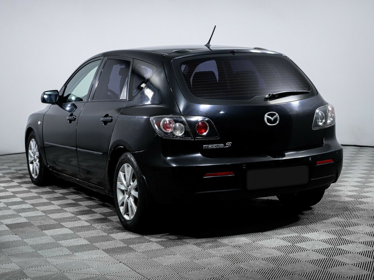 Mazda 3 с пробегом — 2007 год. Фото: #5
