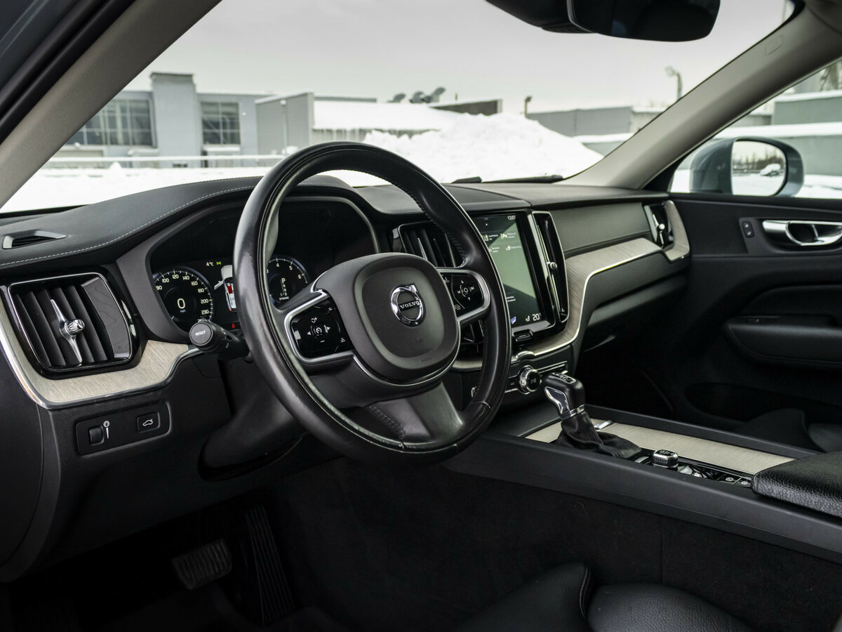 Volvo XC60 с пробегом — 2019 год. Фото: #11
