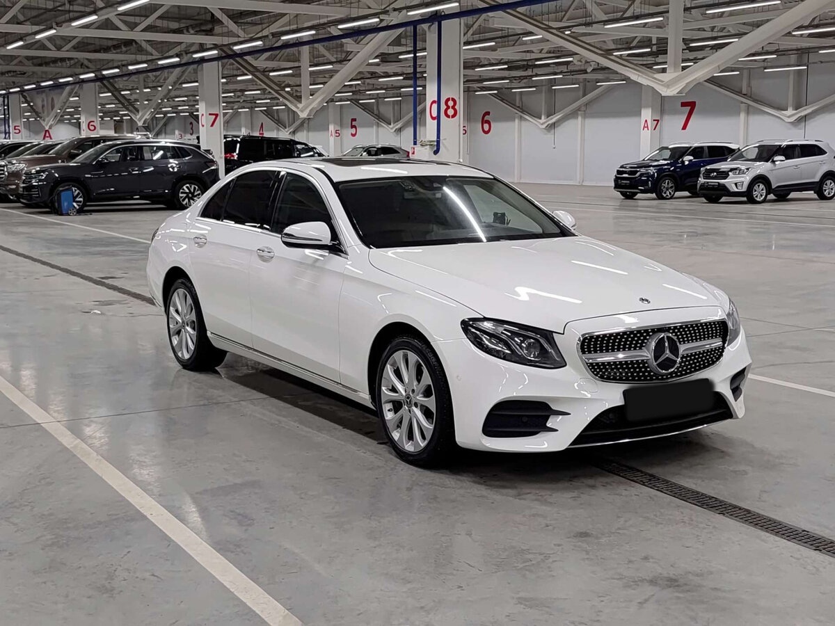 Mercedes-Benz E-Класс с пробегом — 2020 год. Фото: #2