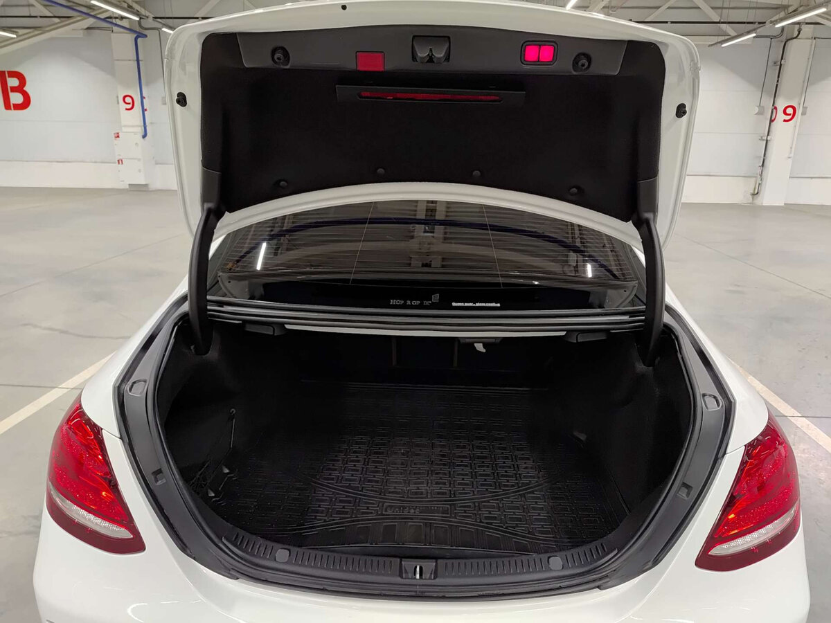 Mercedes-Benz E-Класс с пробегом — 2020 год. Фото: #9