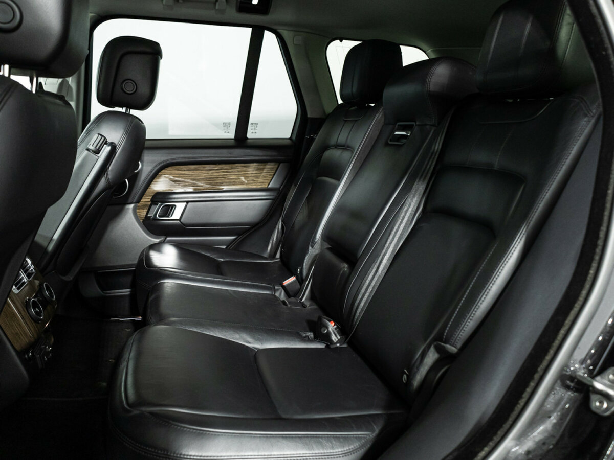 Land Rover Range Rover с пробегом — 2018 год. Фото: #7