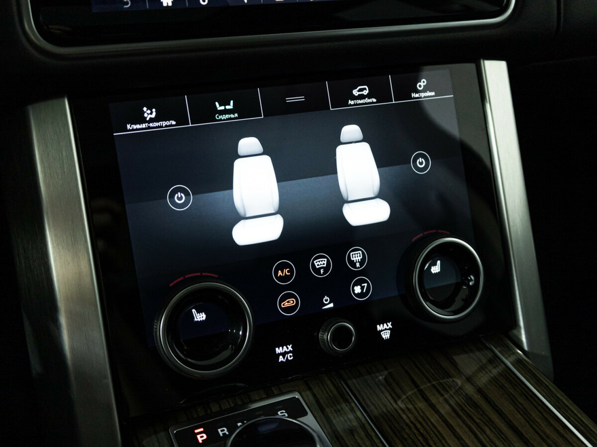 Land Rover Range Rover с пробегом — 2018 год. Фото: #14