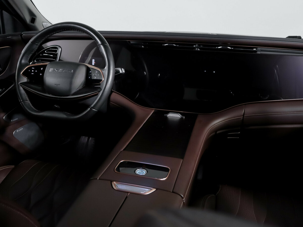 EXEED VX с пробегом — 2023 год. Фото: #11