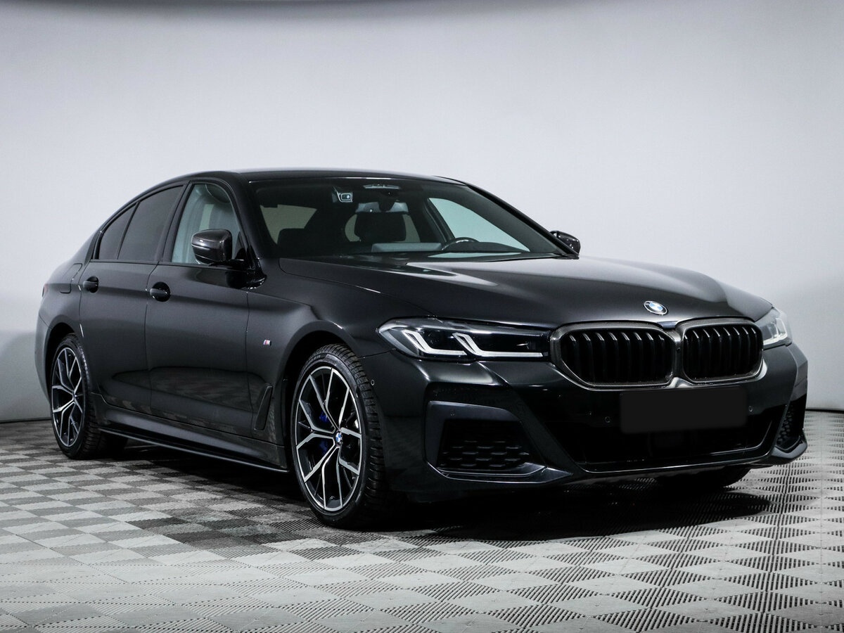 BMW 5 серии с пробегом — 2022 год. Фото: #2