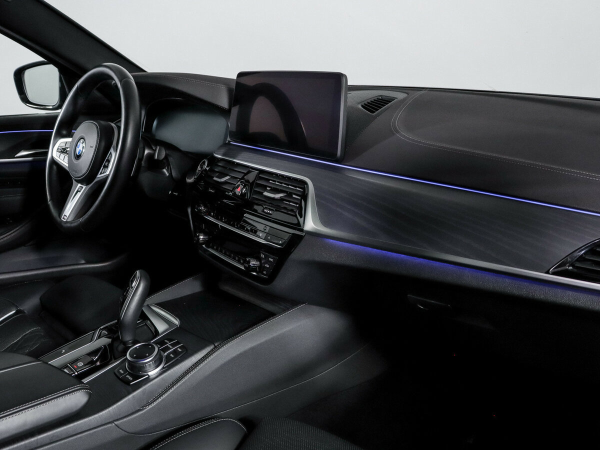 BMW 5 серии с пробегом — 2022 год. Фото: #6