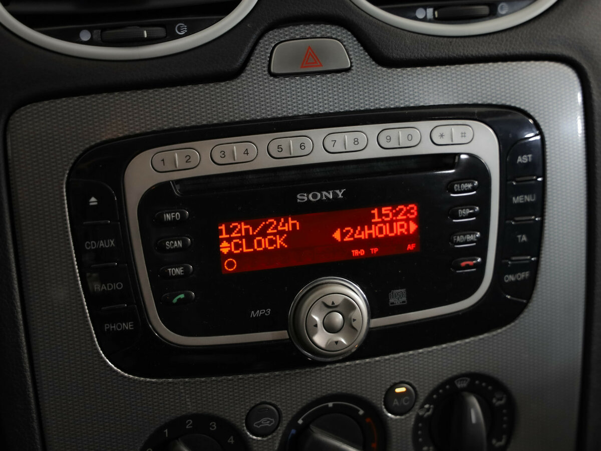 Ford Focus с пробегом — 2011 год. Фото: #17