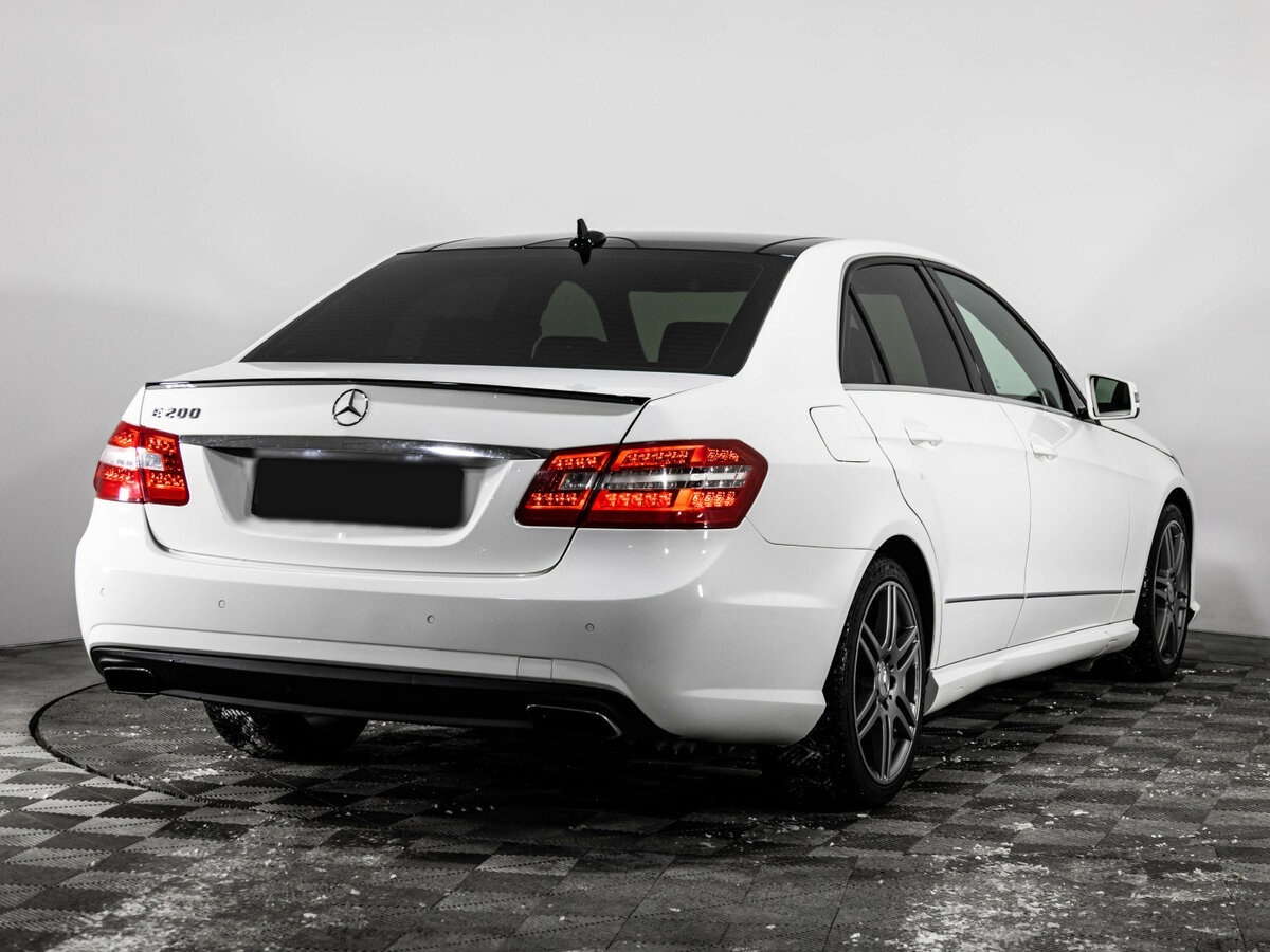 Mercedes-Benz E-Класс с пробегом — 2012 год. Фото: #3