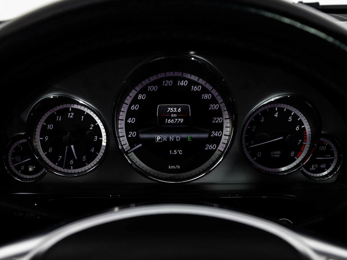 Mercedes-Benz E-Класс с пробегом — 2012 год. Фото: #16