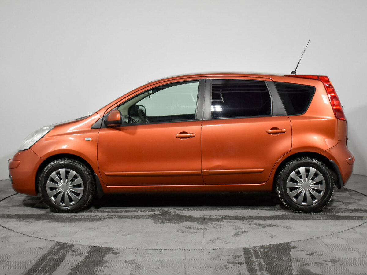 Nissan Note с пробегом — 2007 год. Фото: #7