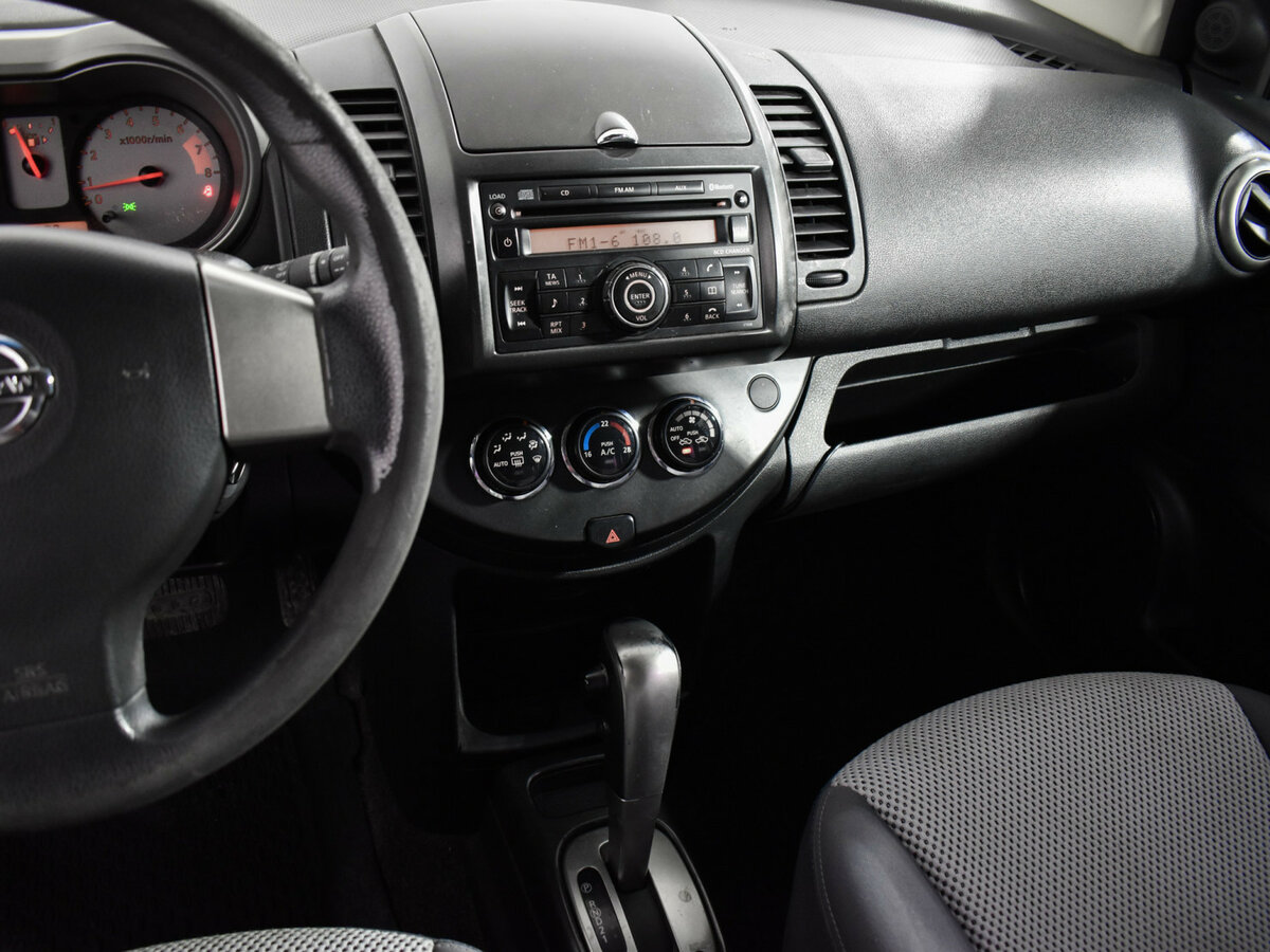 Nissan Note с пробегом — 2007 год. Фото: #18