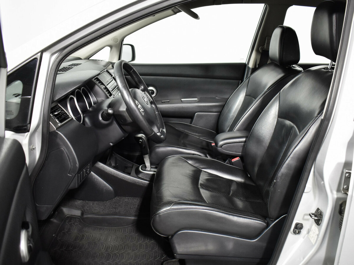 Nissan Tiida с пробегом — 2008 год. Фото: #9