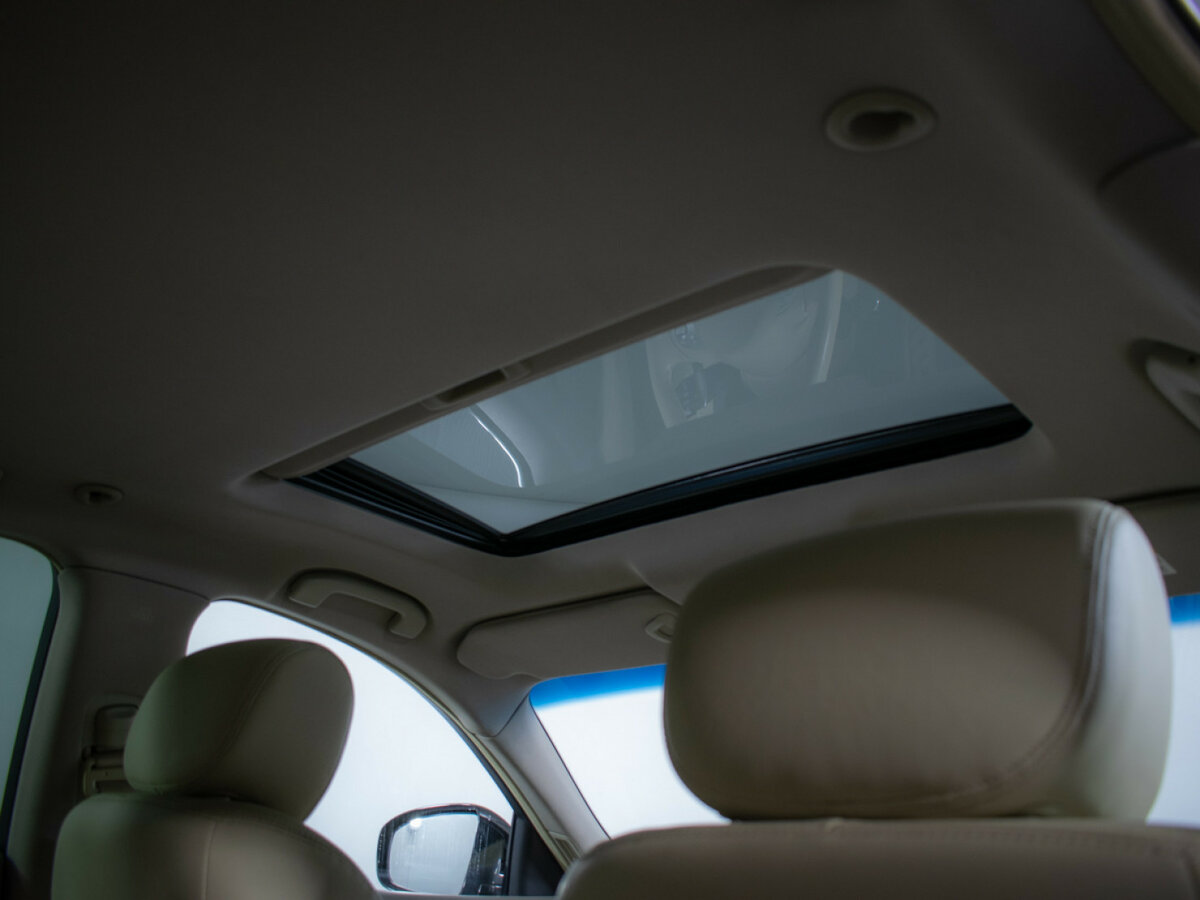 Infiniti QX70 с пробегом — 2015 год. Фото: #13