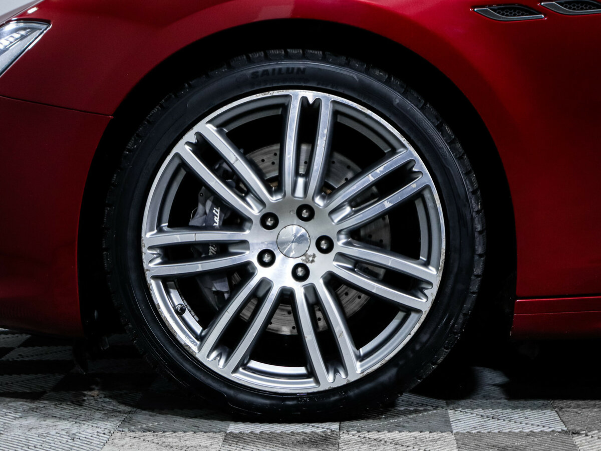 Maserati Ghibli с пробегом — 2014 год. Фото: #14