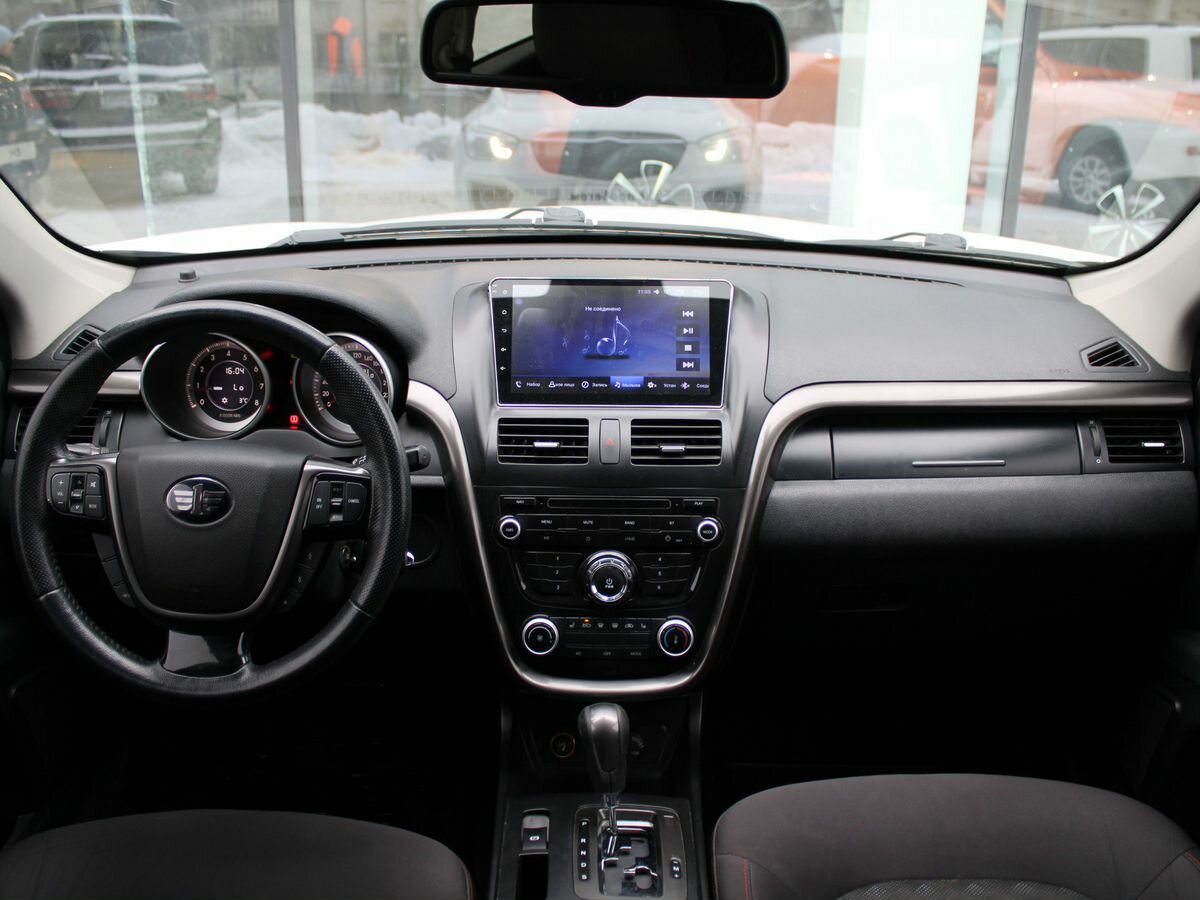 FAW Besturn X80 с пробегом — 2017 год. Фото: #10