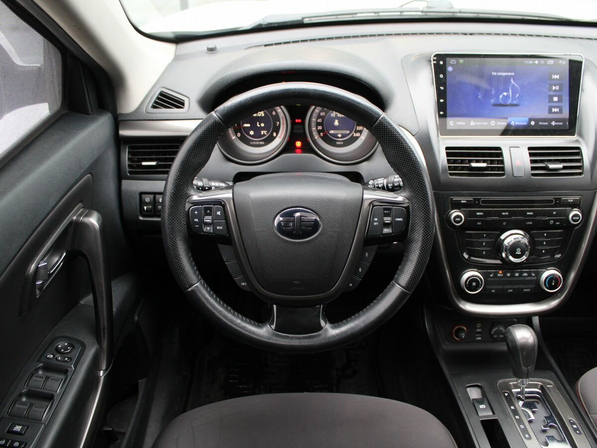 FAW Besturn X80 с пробегом — 2017 год. Фото: #15