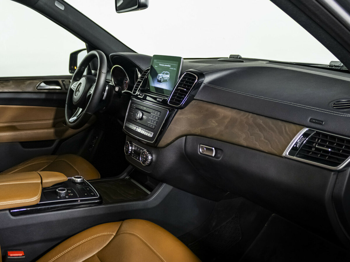 Mercedes-Benz GLS с пробегом — 2019 год. Фото: #6