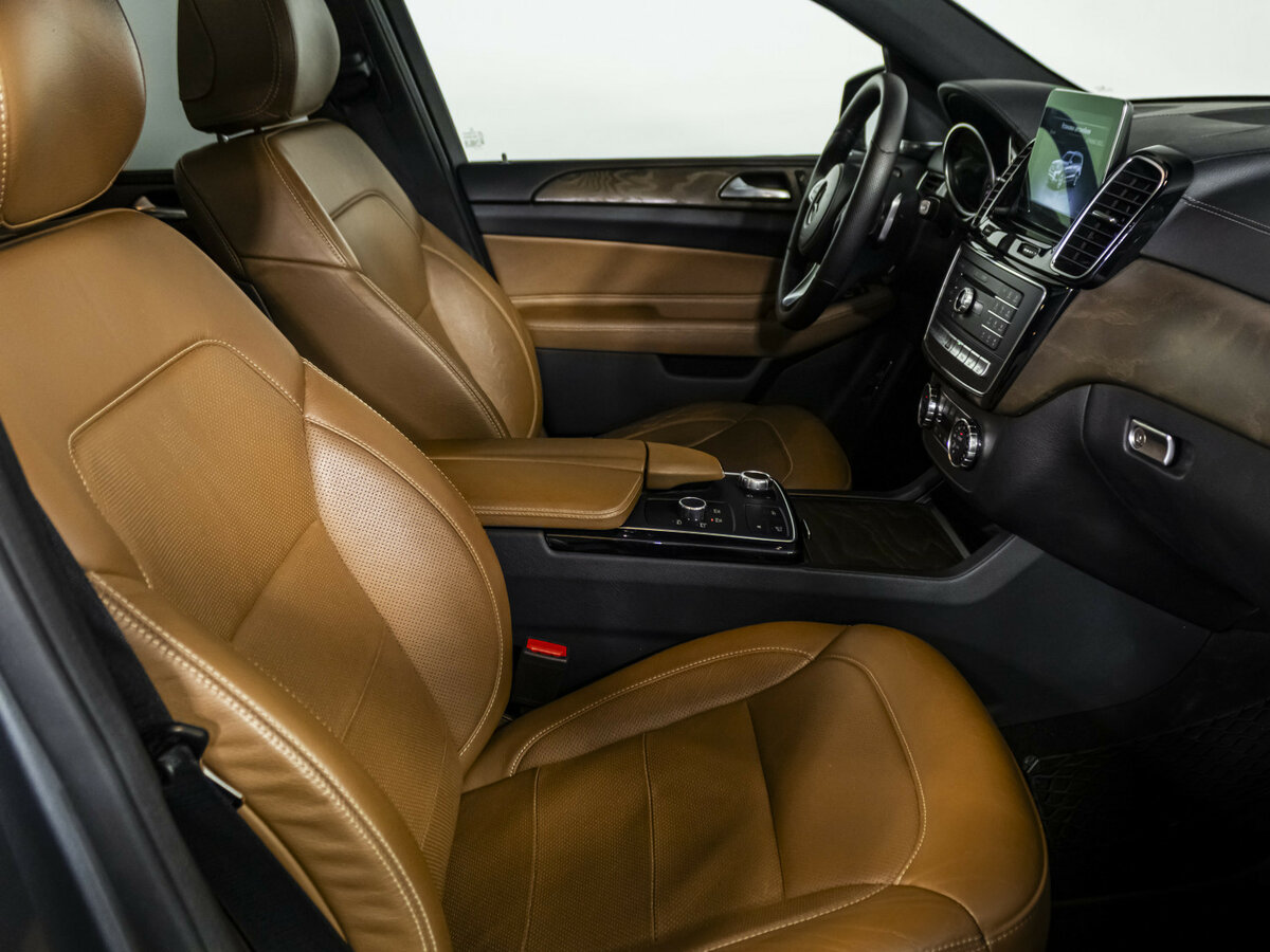 Mercedes-Benz GLS с пробегом — 2019 год. Фото: #7
