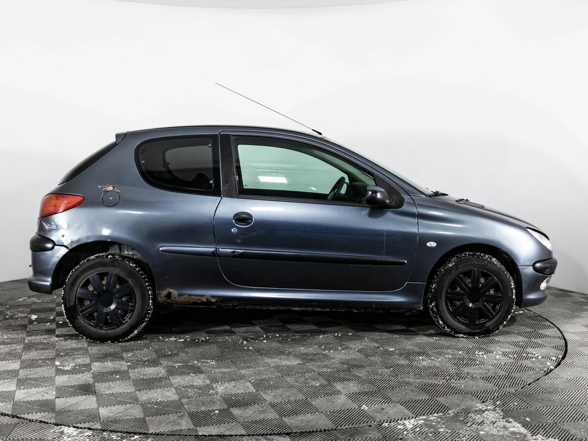 Peugeot 206 с пробегом — 2008 год. Фото: #3