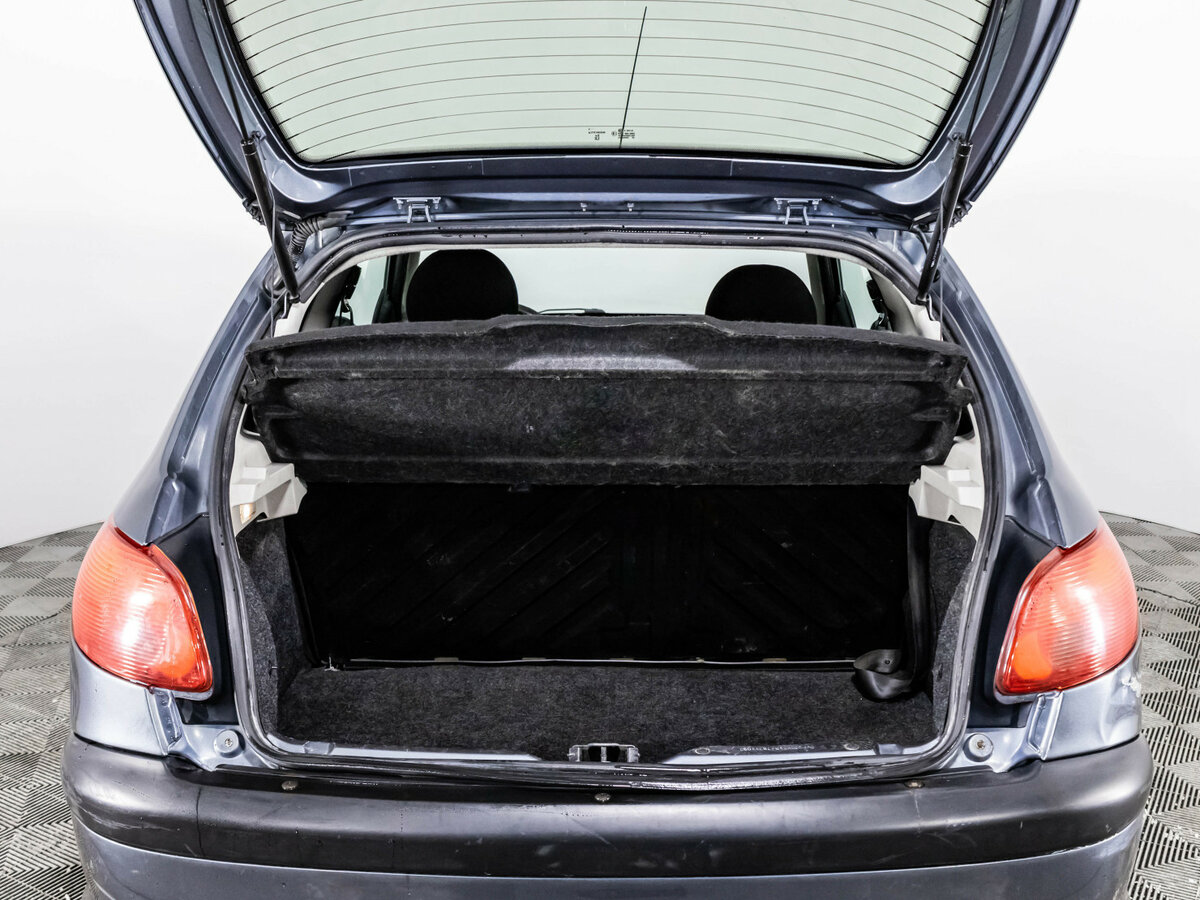 Peugeot 206 с пробегом — 2008 год. Фото: #14