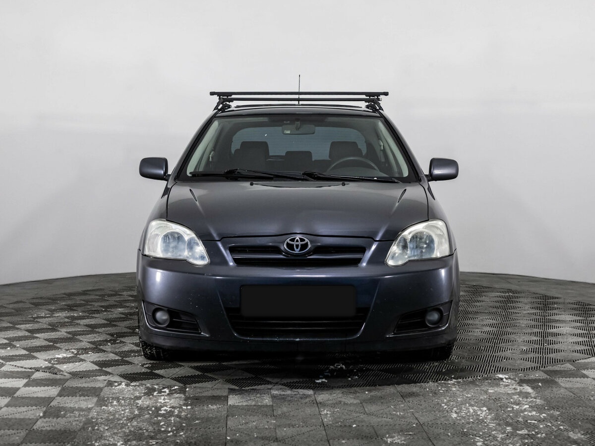 Toyota Corolla с пробегом — 2006 год. Фото: #1