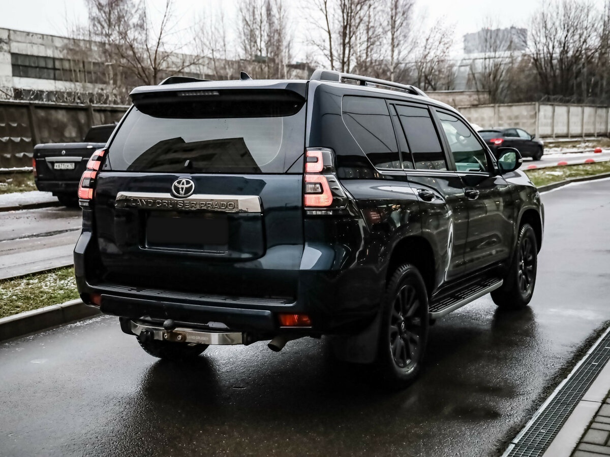 Toyota Land Cruiser Prado с пробегом — 2021 год. Фото: #3