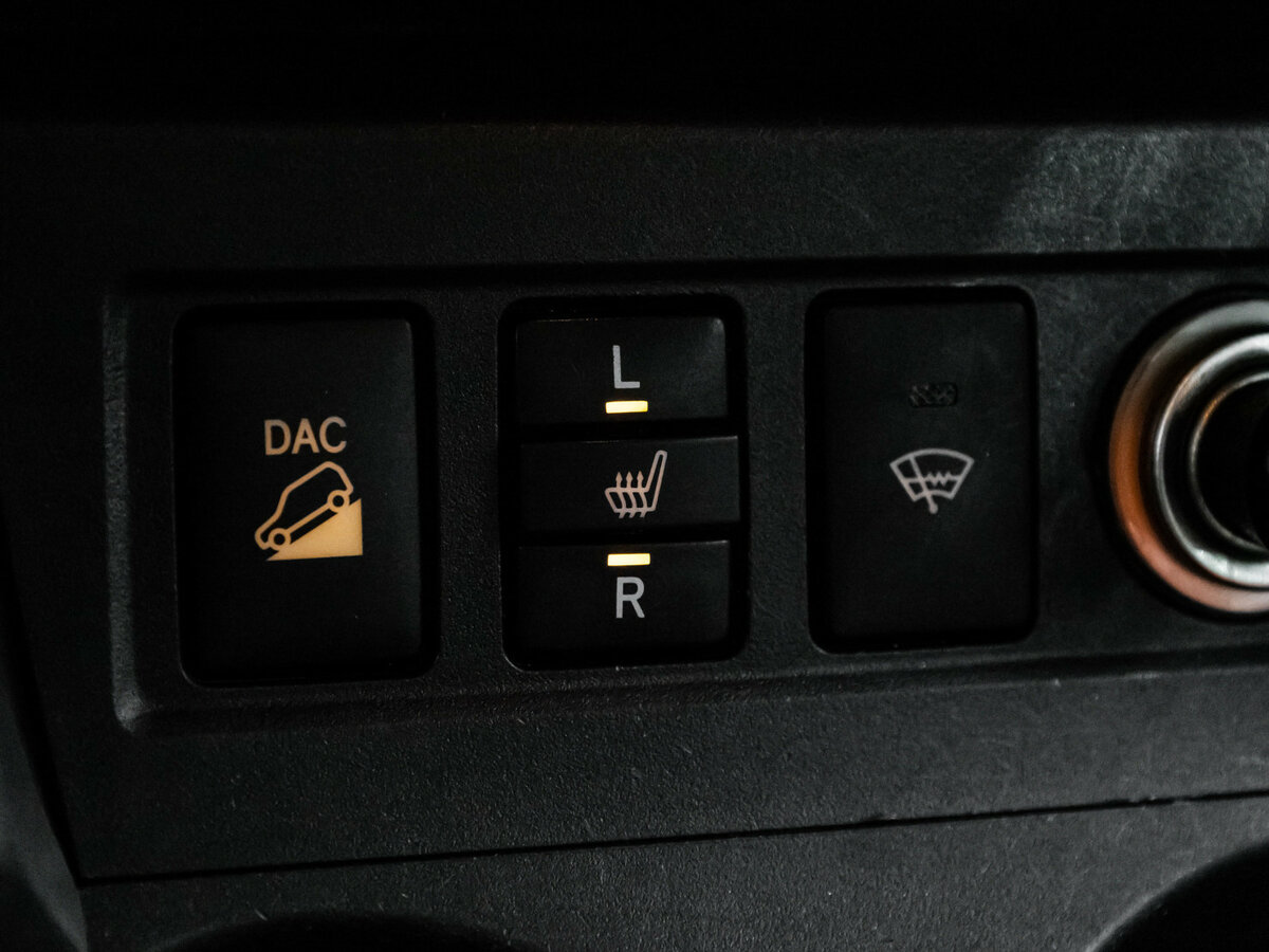 Toyota RAV4 с пробегом — 2006 год. Фото: #11