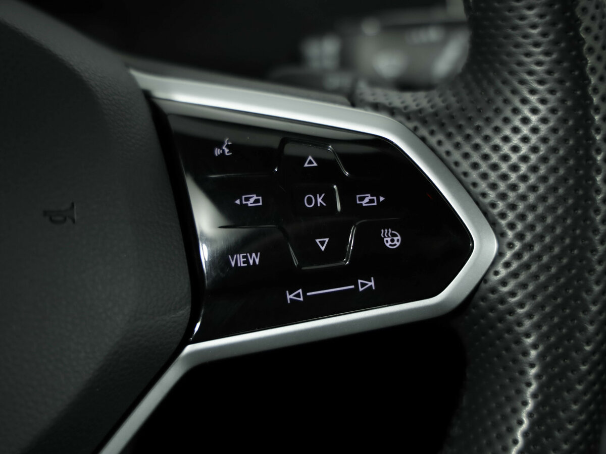 Volkswagen Passat с пробегом — 2014 год. Фото: #12