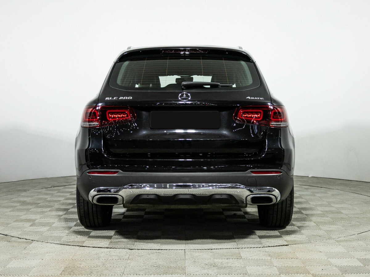 Mercedes-Benz GLC с пробегом — 2021 год. Фото: #4
