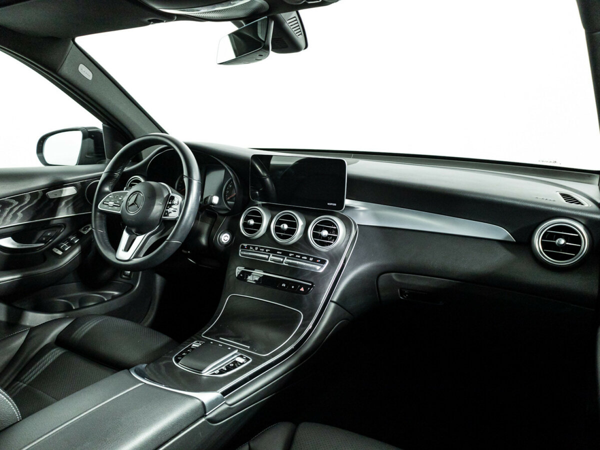 Mercedes-Benz GLC с пробегом — 2021 год. Фото: #6