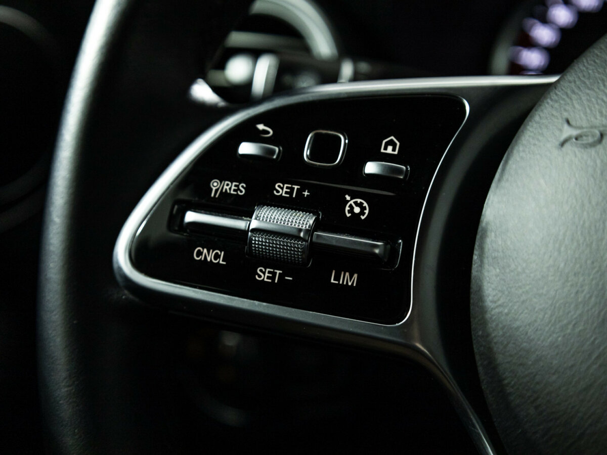 Mercedes-Benz GLC с пробегом — 2021 год. Фото: #13