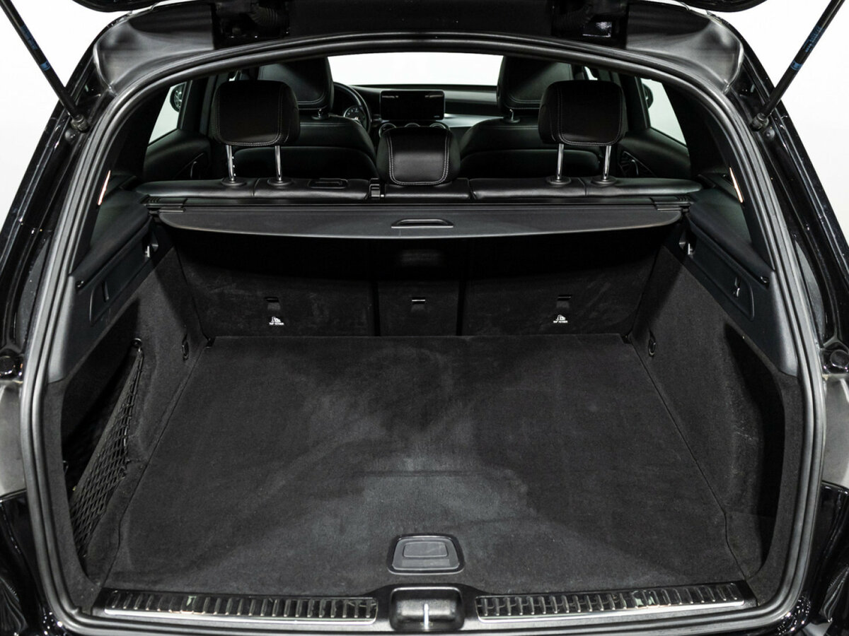 Mercedes-Benz GLC с пробегом — 2021 год. Фото: #16