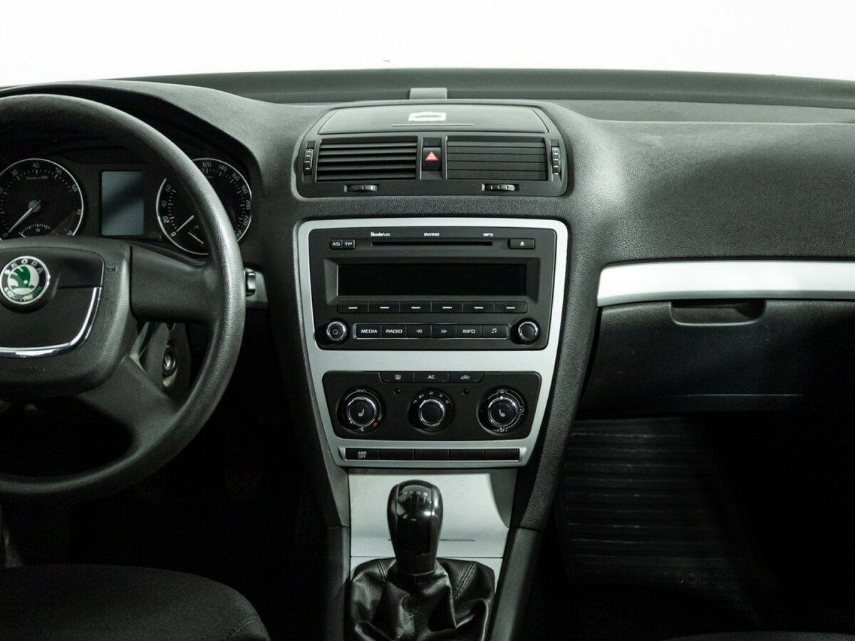 Skoda Octavia с пробегом — 2009 год. Фото: #13
