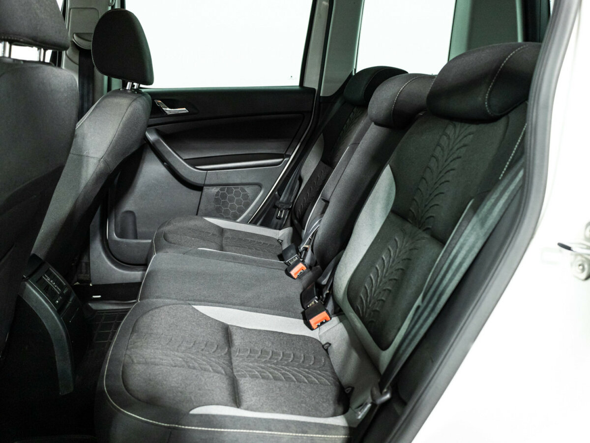 Skoda Yeti с пробегом — 2015 год. Фото: #9