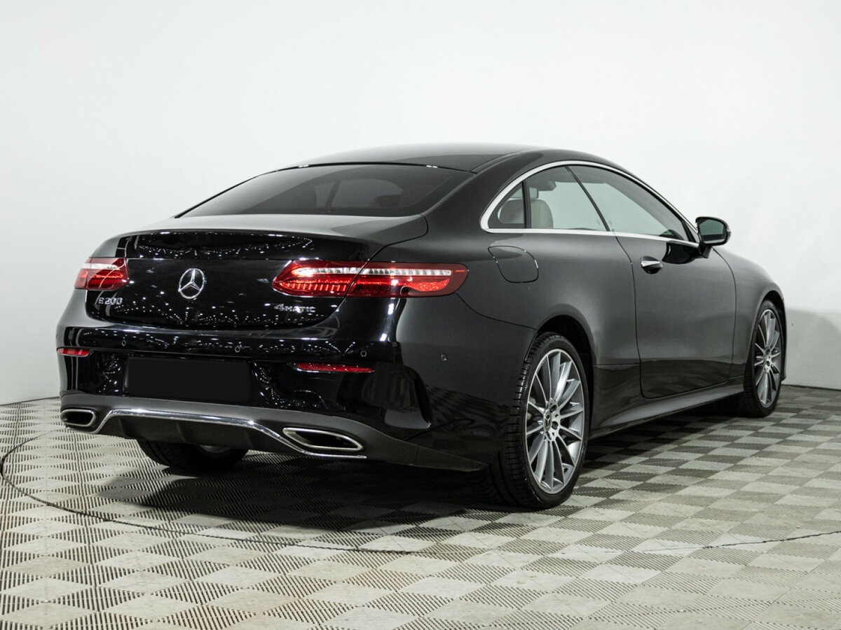 Mercedes-Benz E-Класс с пробегом — 2019 год. Фото: #4