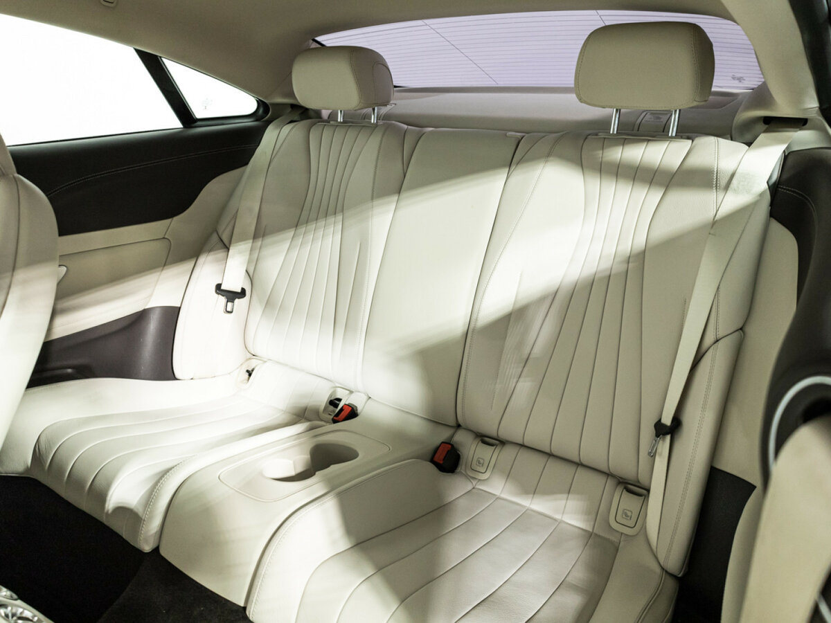 Mercedes-Benz E-Класс с пробегом — 2019 год. Фото: #9