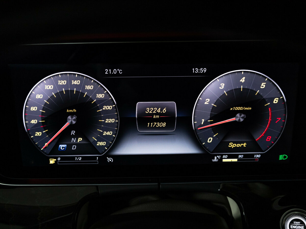 Mercedes-Benz E-Класс с пробегом — 2019 год. Фото: #11