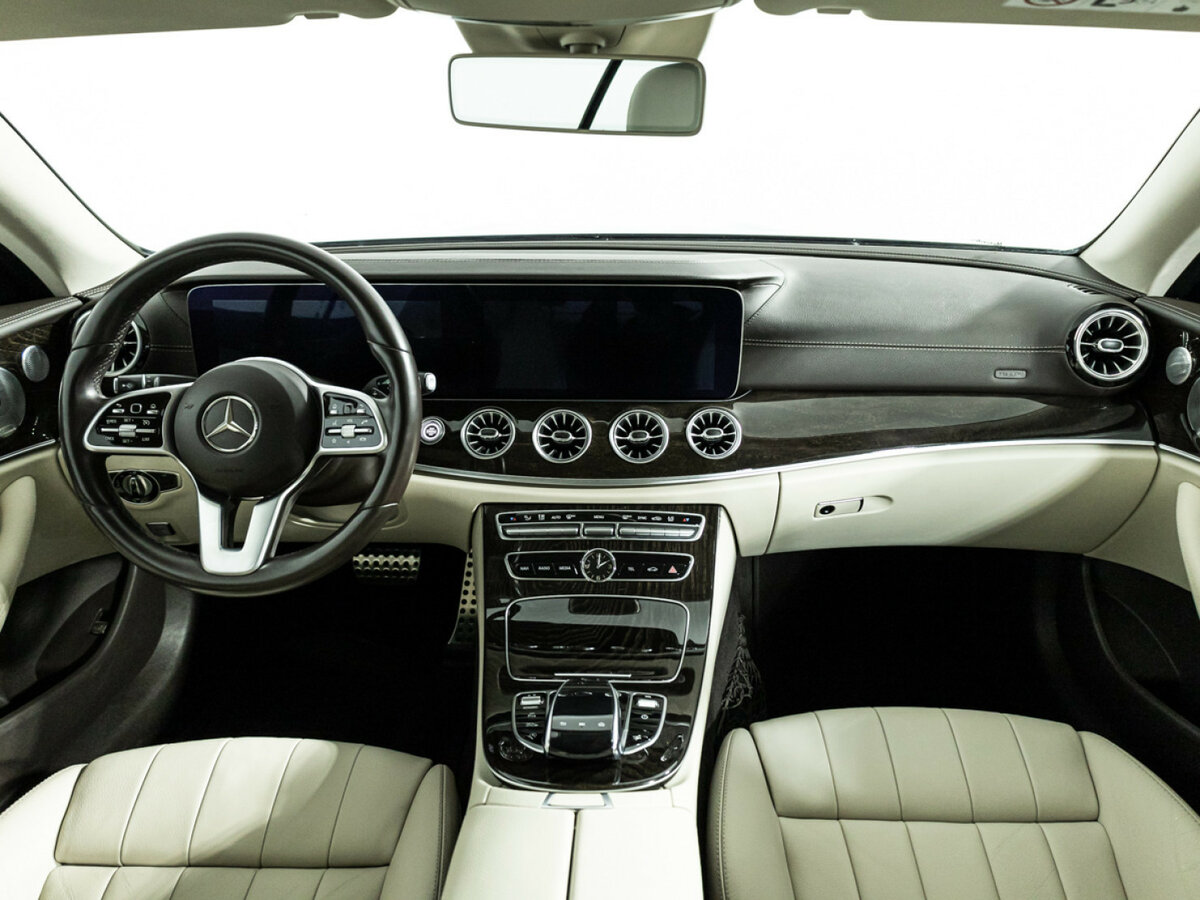 Mercedes-Benz E-Класс с пробегом — 2019 год. Фото: #12