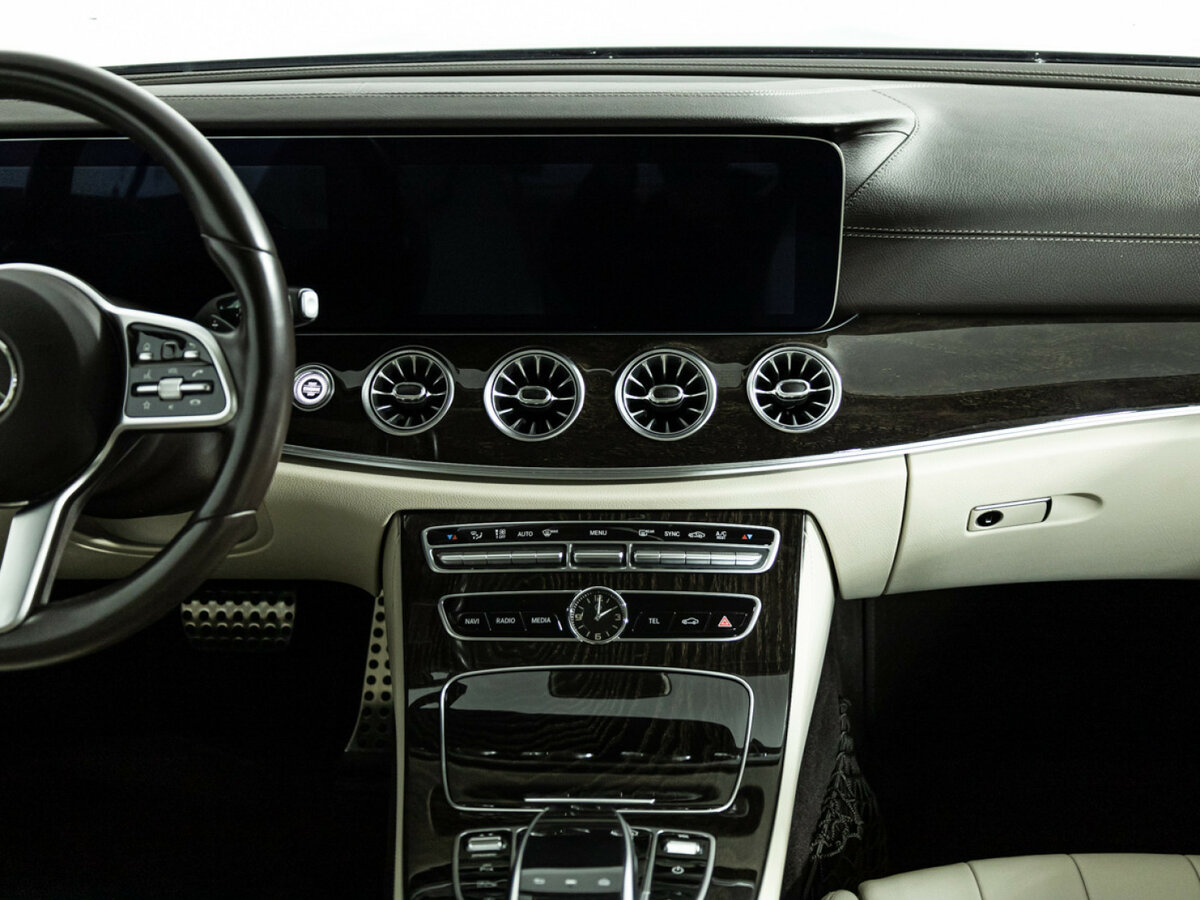 Mercedes-Benz E-Класс с пробегом — 2019 год. Фото: #13