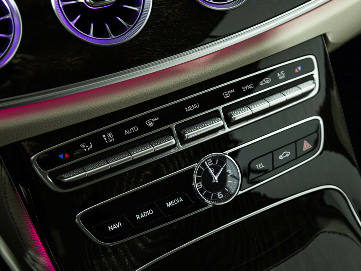 Mercedes-Benz E-Класс с пробегом — 2019 год. Фото: #18