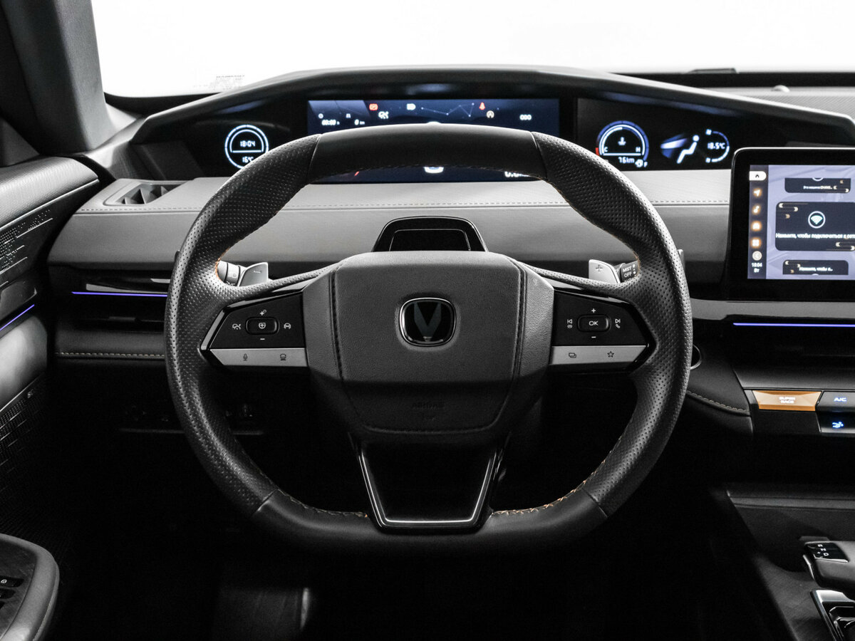 Changan UNI-V с пробегом — 2023 год. Фото: #25