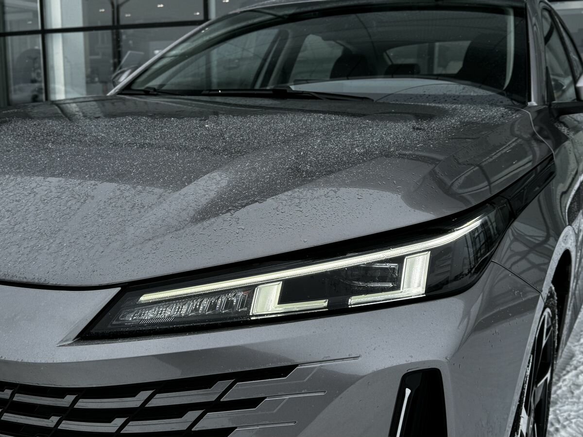 Changan Lamore с пробегом — 2023 год. Фото: #2