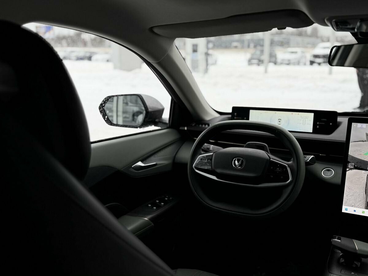 Changan Lamore с пробегом — 2023 год. Фото: #18