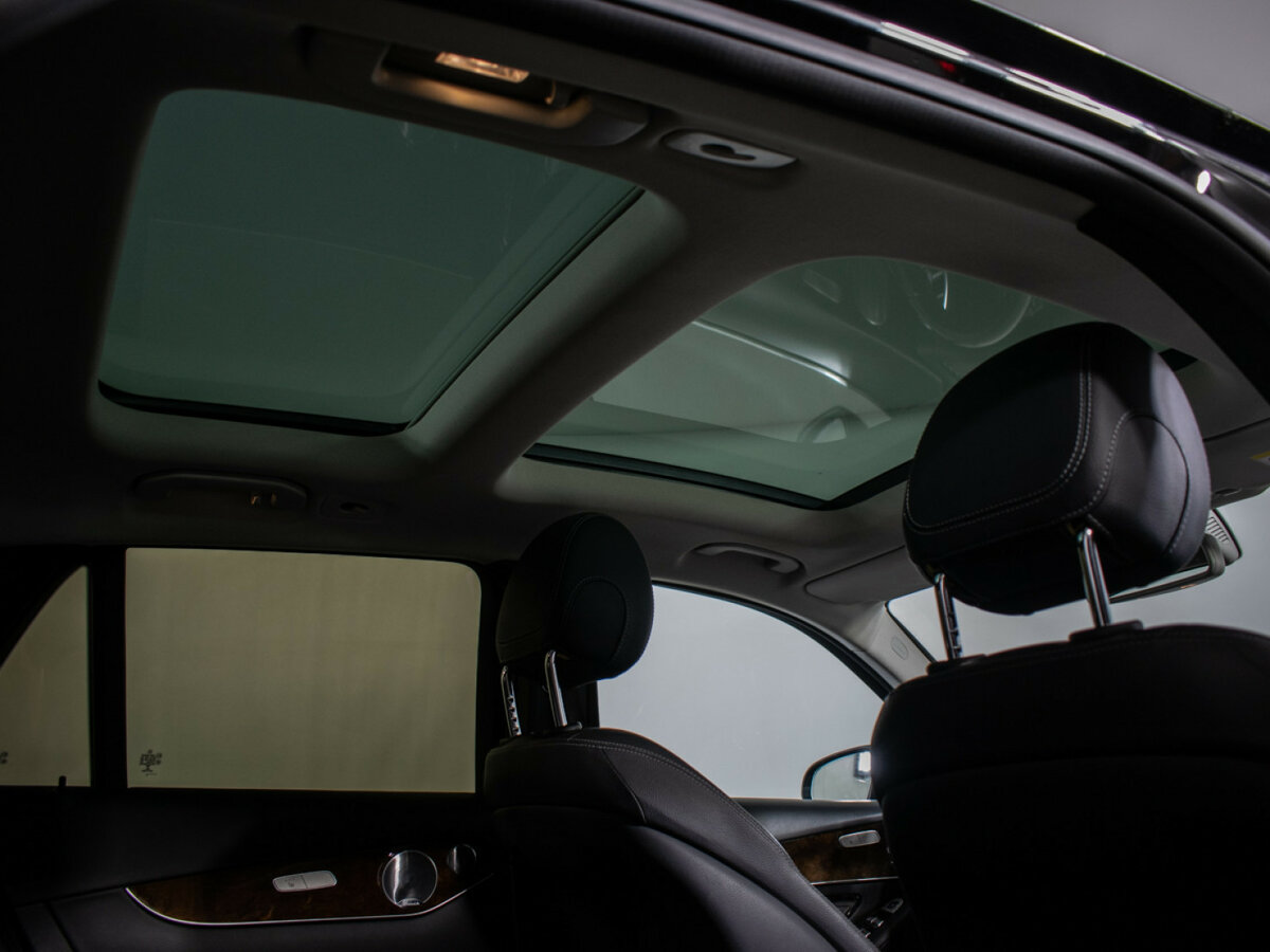 Mercedes-Benz GLC с пробегом — 2017 год. Фото: #9